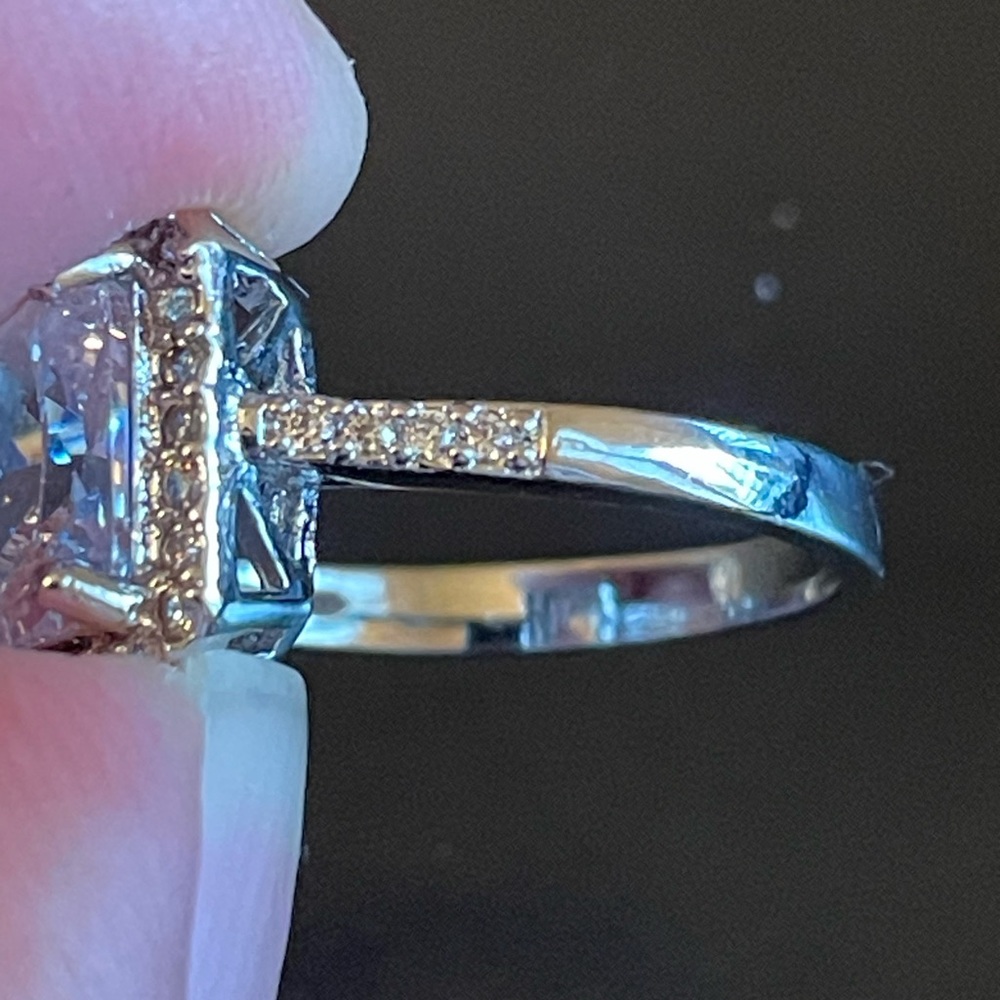 White rhinestone silver plated CZ ring - Picture 8 of 9